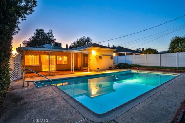 368 Geneva Avenue, Claremont, CA 91711