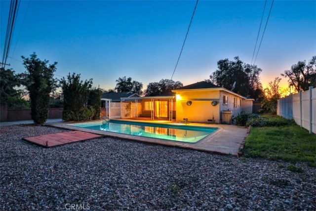 368 Geneva Avenue, Claremont, CA 91711