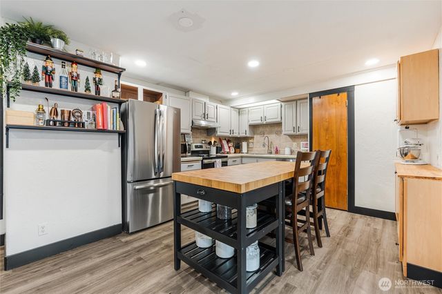 15408 NE 76th Street, Vancouver, WA 98682