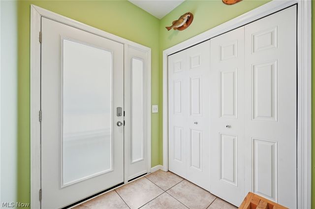 574 Lakeview Blvd. Boulevard, Lake Milton, OH 44429