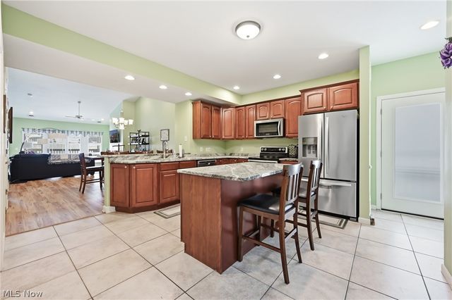 574 Lakeview Blvd. Boulevard, Lake Milton, OH 44429