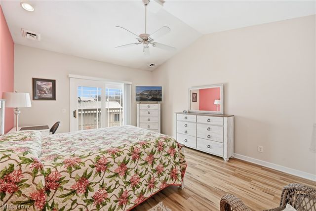 574 Lakeview Blvd. Boulevard, Lake Milton, OH 44429