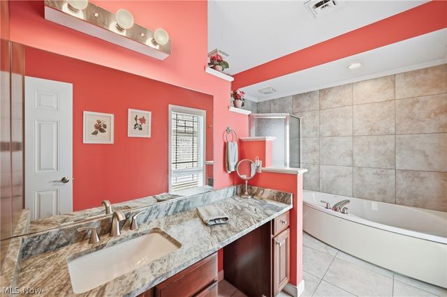 574 Lakeview Blvd. Boulevard, Lake Milton, OH 44429