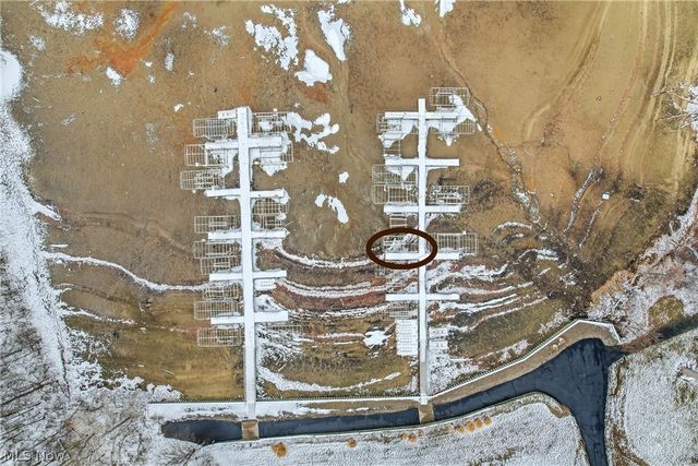 574 Lakeview Blvd. Boulevard, Lake Milton, OH 44429