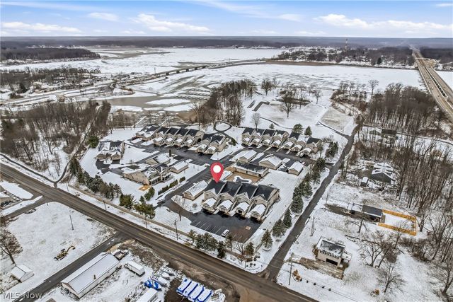 574 Lakeview Blvd. Boulevard, Lake Milton, OH 44429