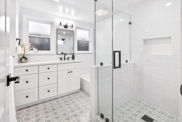 1636 N Sierra Bonita Avenue, Los Angeles, CA 90046