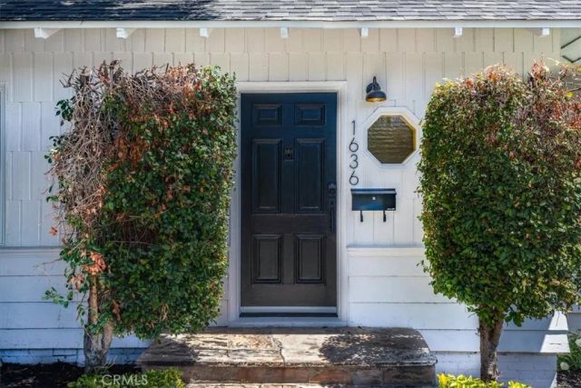 1636 N Sierra Bonita Avenue, Los Angeles, CA 90046