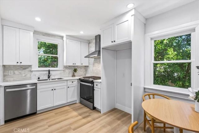 1636 N Sierra Bonita Avenue, Los Angeles, CA 90046