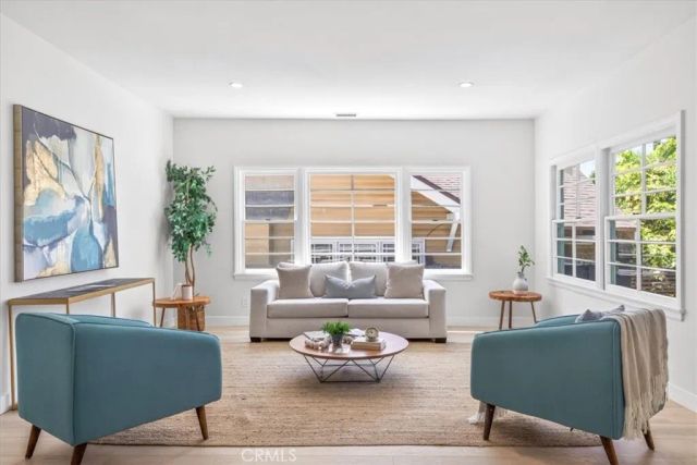 1636 N Sierra Bonita Avenue, Los Angeles, CA 90046