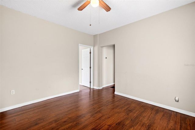 728 MCKENZIE STREET, Leesburg, FL 34748