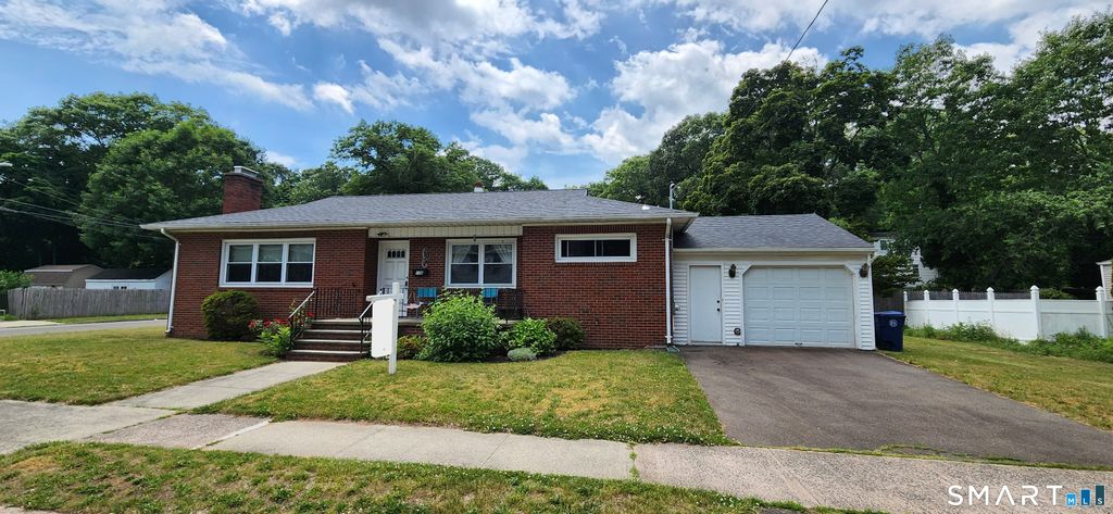 108 Lee Street, West Haven, CT 06516