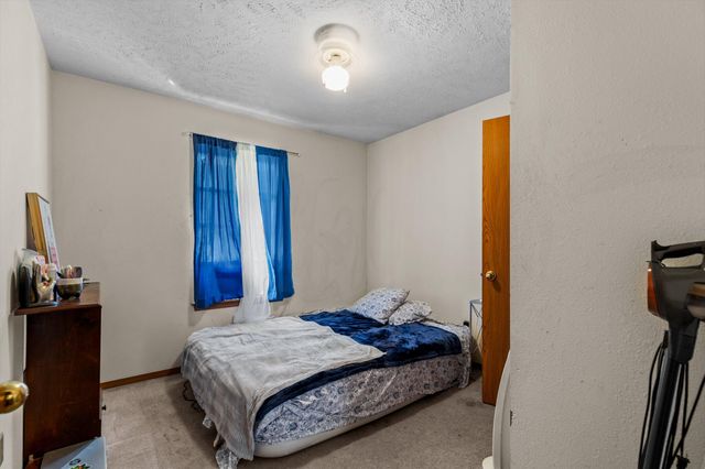 1335 North Clifton Avenue, Springfield, MO 65802