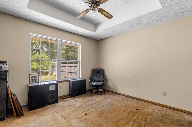 1335 North Clifton Avenue, Springfield, MO 65802