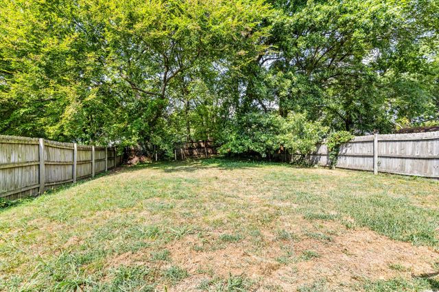 1335 North Clifton Avenue, Springfield, MO 65802
