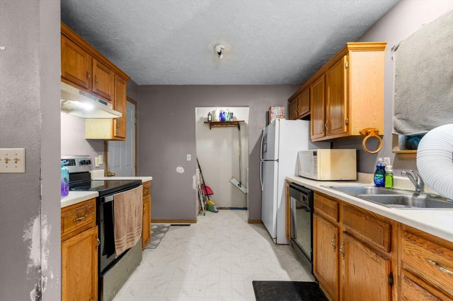 1335 North Clifton Avenue, Springfield, MO 65802