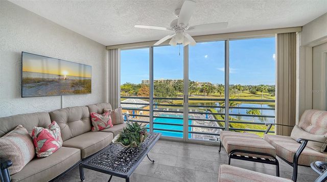 4530 PINEBROOK CIRCLE 302, Bradenton, FL 34209