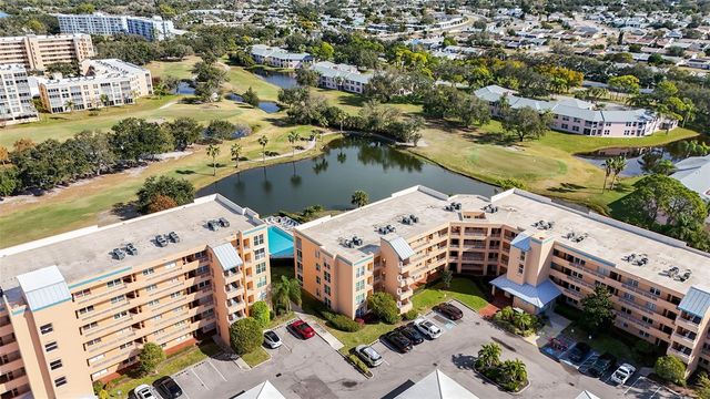 4530 PINEBROOK CIRCLE 302, Bradenton, FL 34209