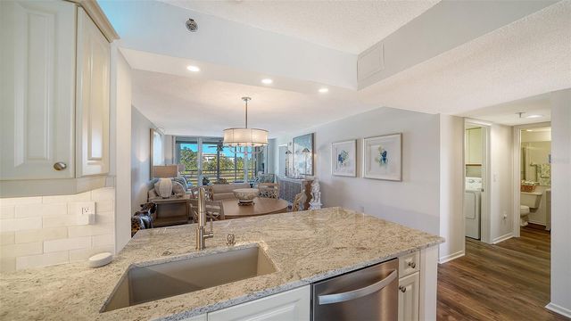 4530 PINEBROOK CIRCLE 302, Bradenton, FL 34209