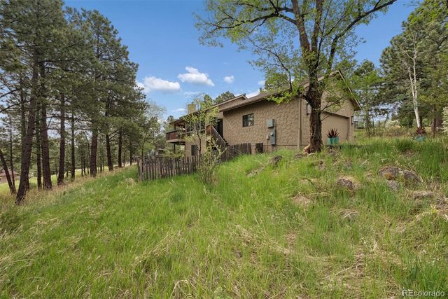 3915 Wakefield Drive, Colorado Springs, CO 80906