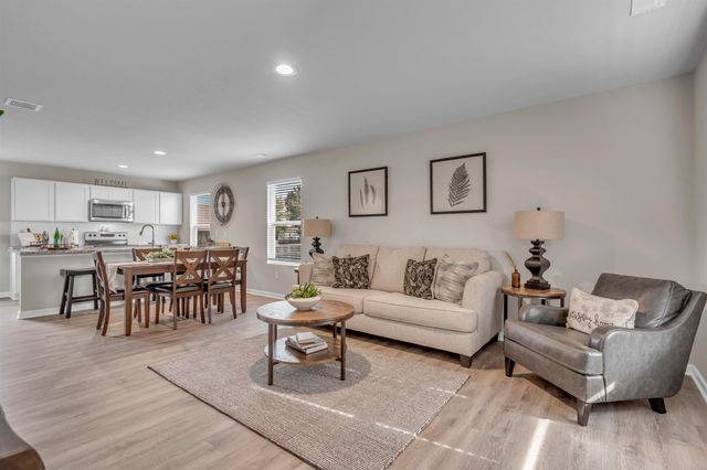 2231 S Vintage Dr, Andover, KS 67002