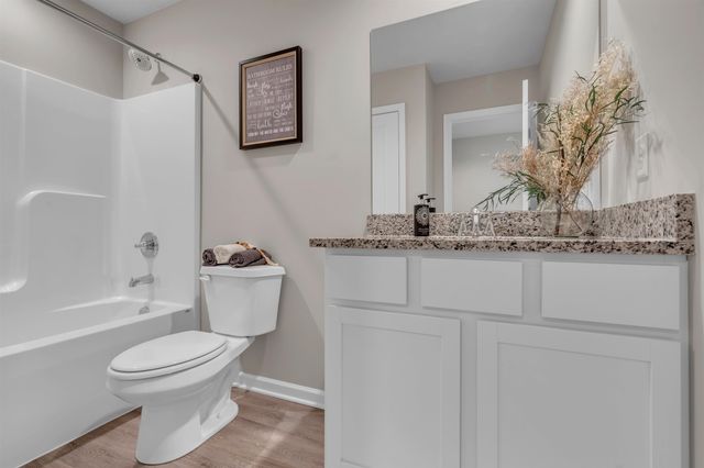 2231 S Vintage Dr, Andover, KS 67002