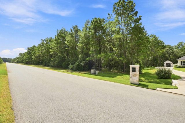 26063 Crown Ranch Boulevard, Montgomery, TX 77316