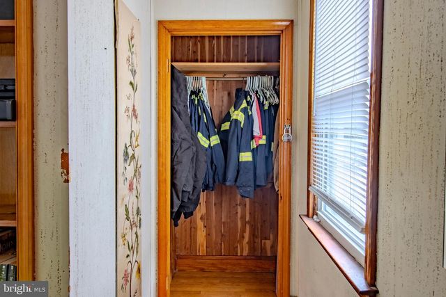 338 MAPLE AVE, Essex, MD 21221