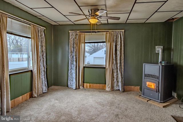 338 MAPLE AVE, Essex, MD 21221