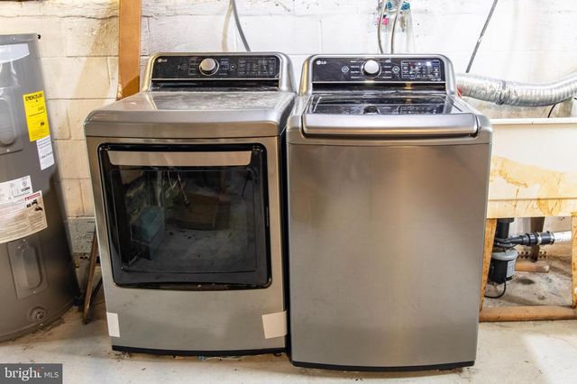 338 MAPLE AVE, Essex, MD 21221