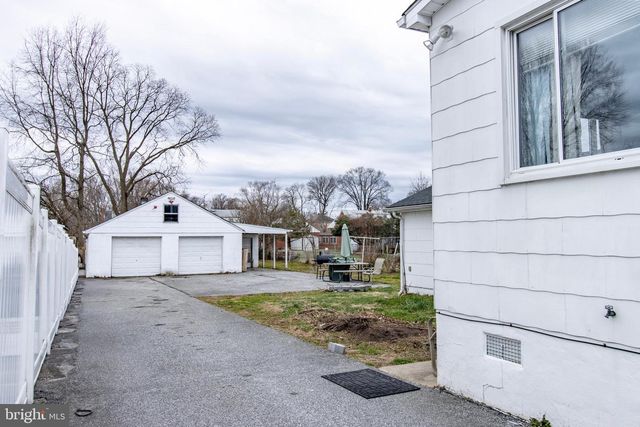 338 MAPLE AVE, Essex, MD 21221