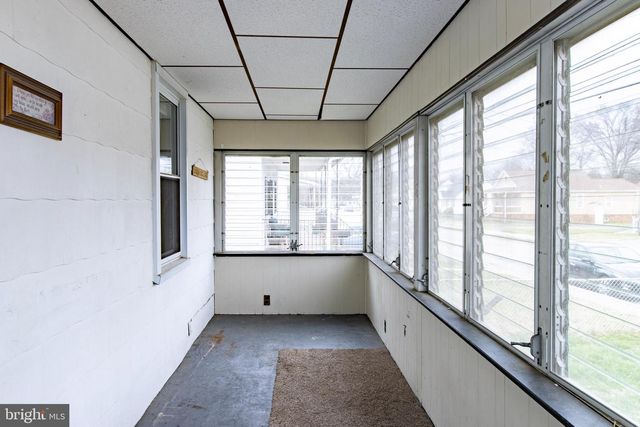 338 MAPLE AVE, Essex, MD 21221