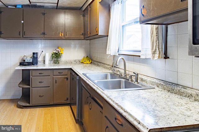 338 MAPLE AVE, Essex, MD 21221