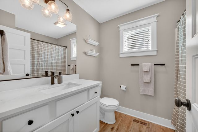 1424 NW 29th Street, Ankeny, IA 50023