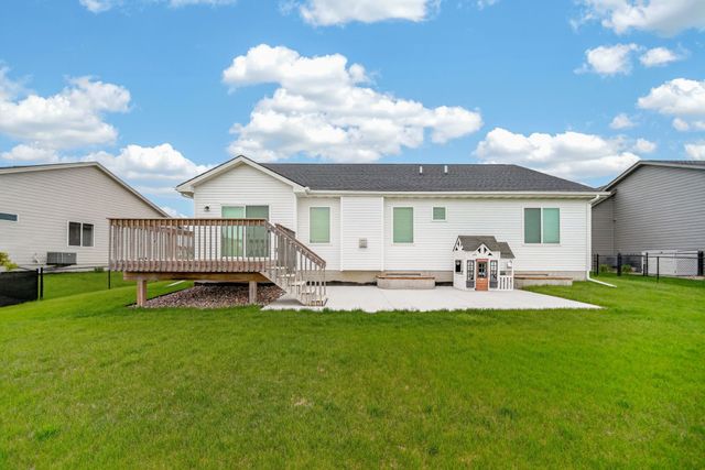 1424 NW 29th Street, Ankeny, IA 50023