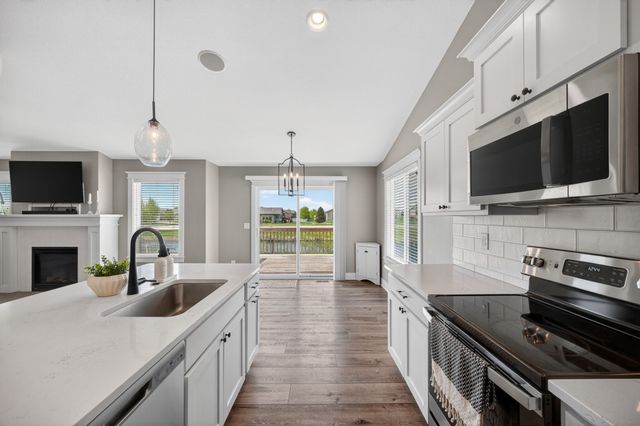 1424 NW 29th Street, Ankeny, IA 50023