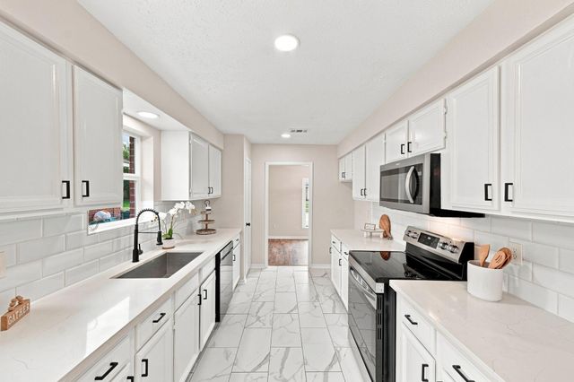 1343 Littleport Lane, Channelview, TX 77530