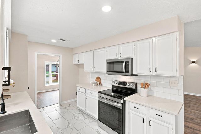 1343 Littleport Lane, Channelview, TX 77530