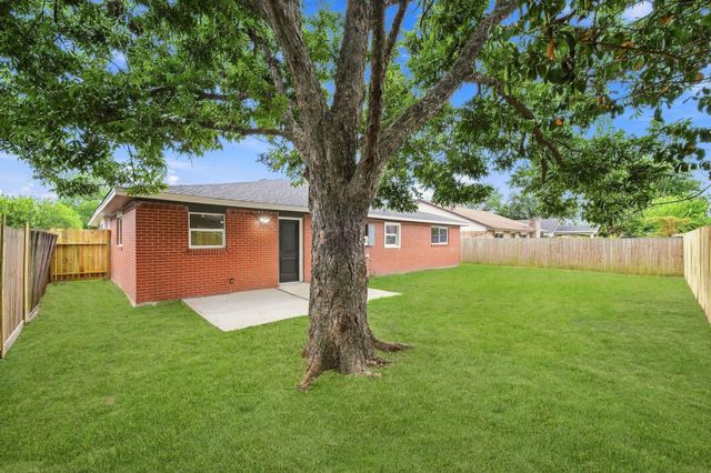 1343 Littleport Lane, Channelview, TX 77530