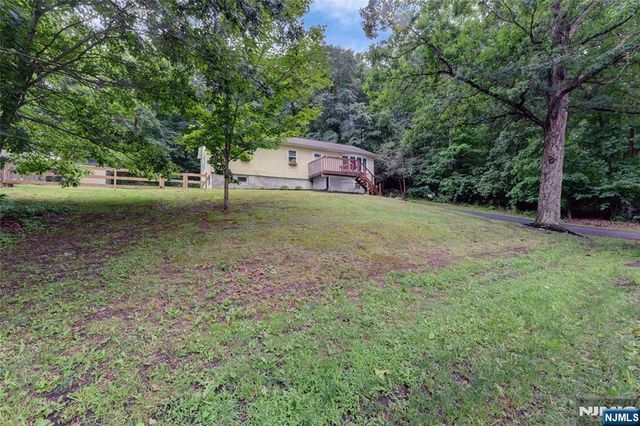 101 Old Clove Road, Sussex, NJ 07461