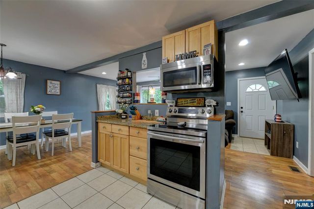 101 Old Clove Road, Sussex, NJ 07461