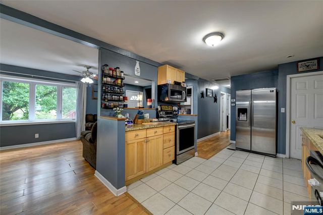 101 Old Clove Road, Sussex, NJ 07461
