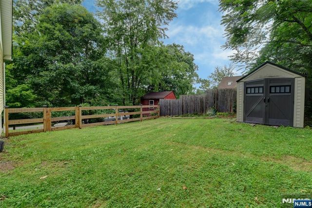 101 Old Clove Road, Sussex, NJ 07461