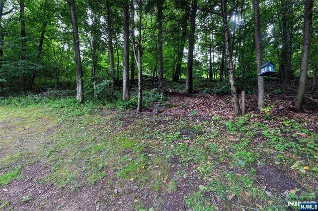 101 Old Clove Road, Sussex, NJ 07461