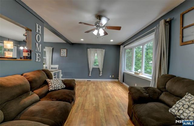 101 Old Clove Road, Sussex, NJ 07461