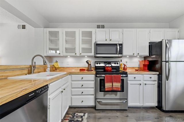 965 S Miller Street 201, Lakewood, CO 80226