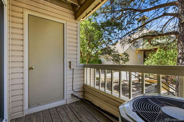 965 S Miller Street 201, Lakewood, CO 80226