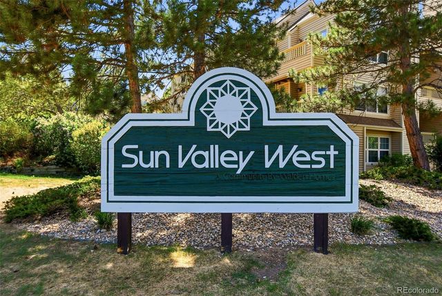 965 S Miller Street 201, Lakewood, CO 80226