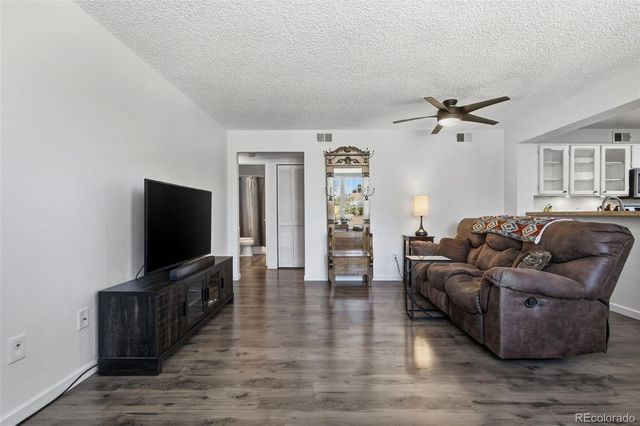 965 S Miller Street 201, Lakewood, CO 80226