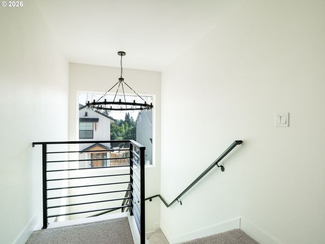 6025 Ne 45TH Ct, Vancouver, WA 98661