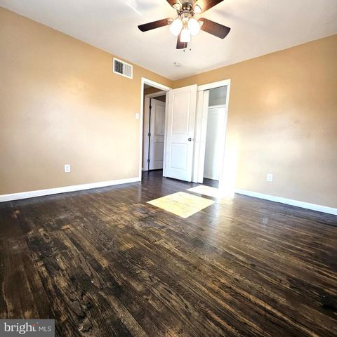 11 STRATHMORE DR, Cherry Hill, NJ 08003